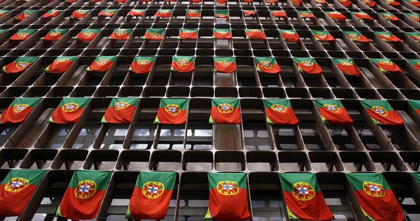 Cerca de 20.000 emigrantes portugueses regressam anualmente a Portugal