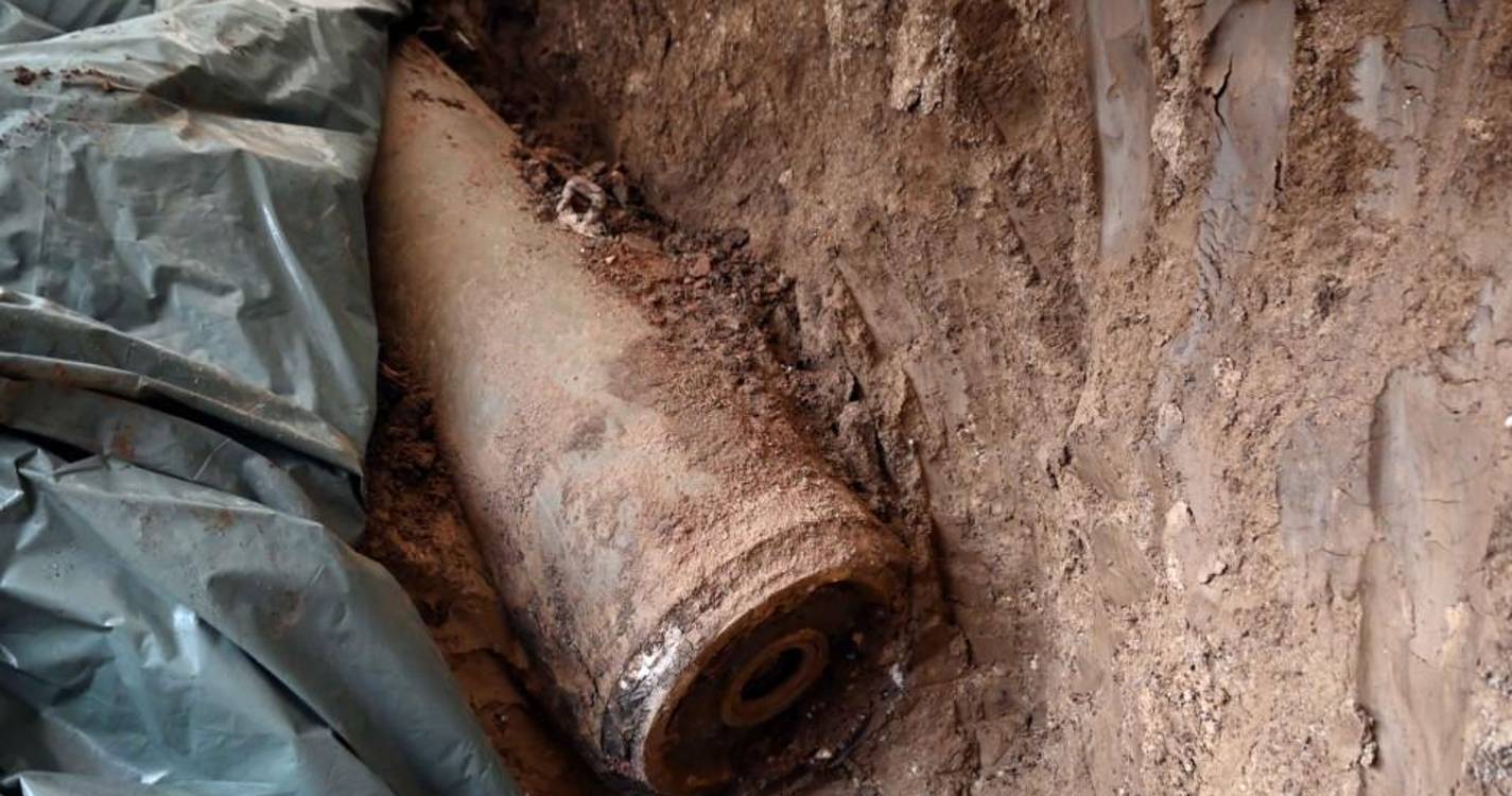 Descoberta de bomba da NATO leva à retirada de 1.300 pessoas na Sérvia