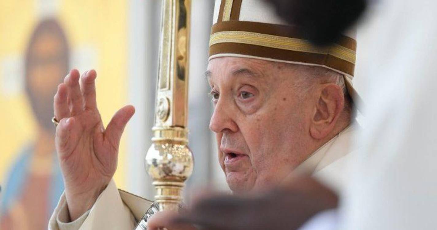 Papa Francisco pede que se reze pela paz no mundo