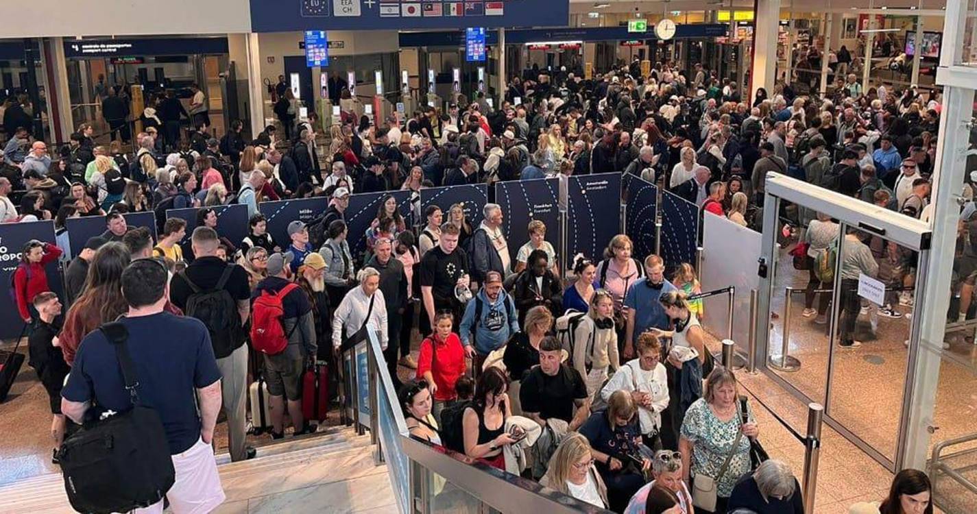 Portugal tem de ter voz ativa em Bruxelas para evitar filas nos aeroportos no verão