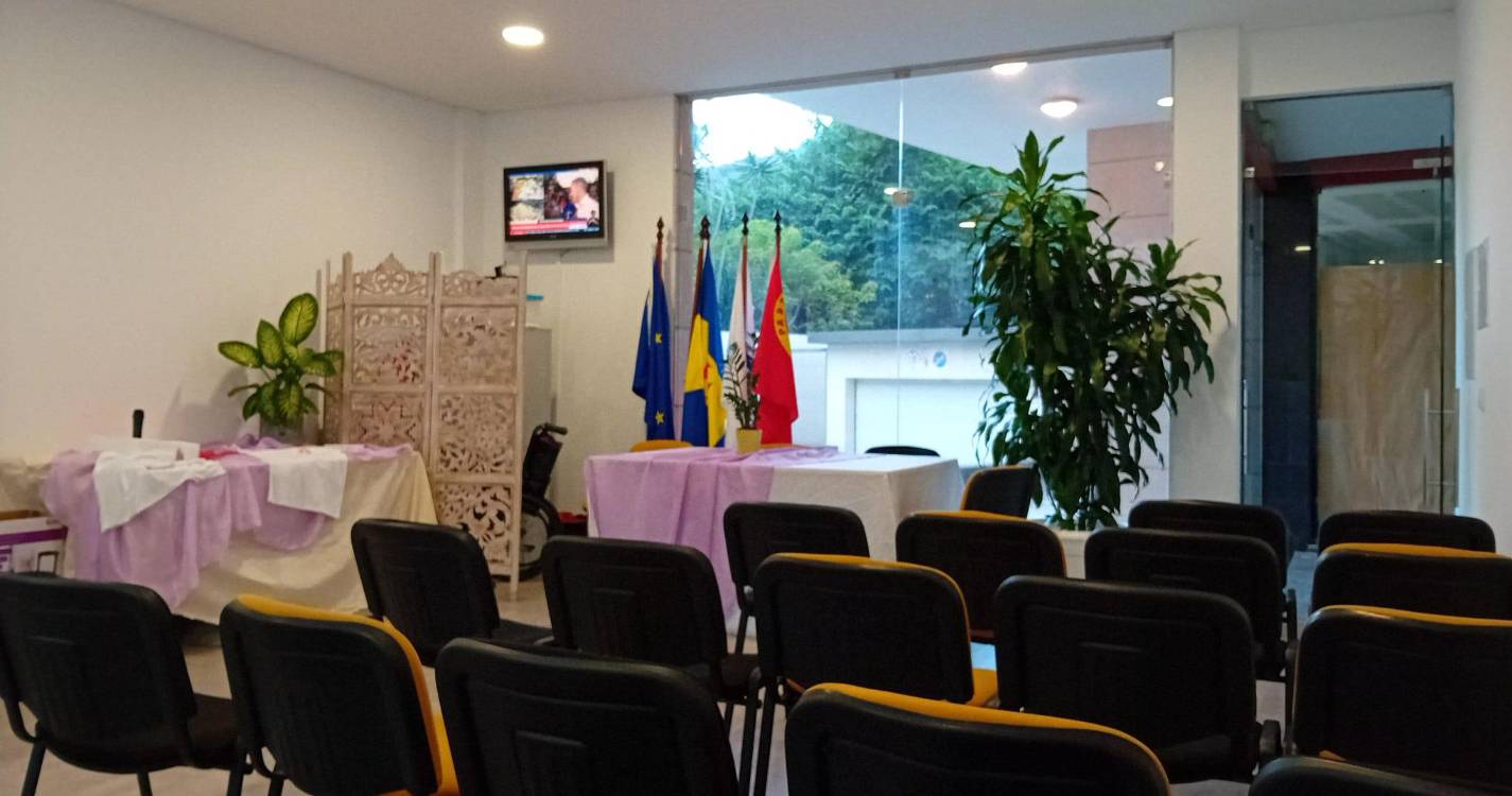 Tudo preparado na sede do PS em Machico