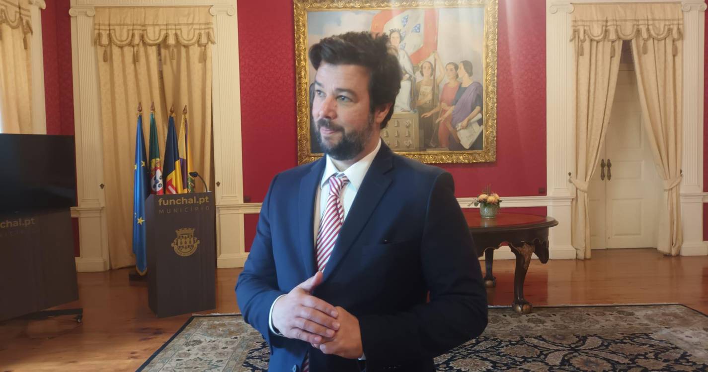 Confiança acusa executivo de lançar concursos sem financiamento do IDR assegurado