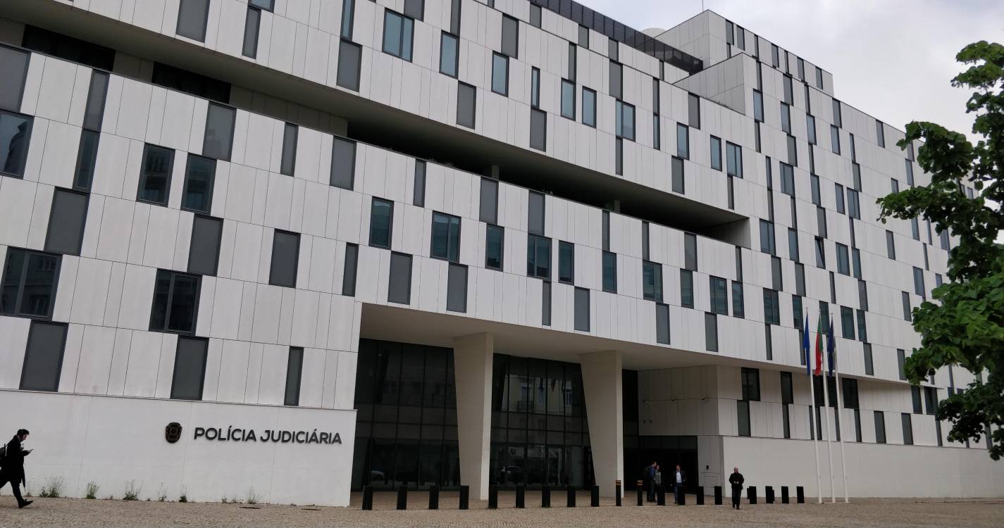 Inspetores da PJ baleados durante busca domiciliária em Paredes