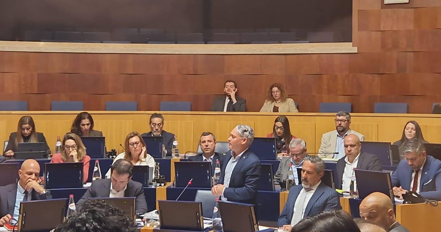 Projeto de PSD / CDS é “um paliativo amedrontado”, diz o JPP