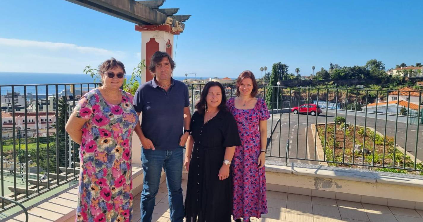 Escola Bartolomeu Perestrelo recebe comitiva checa em intercâmbio Erasmus+