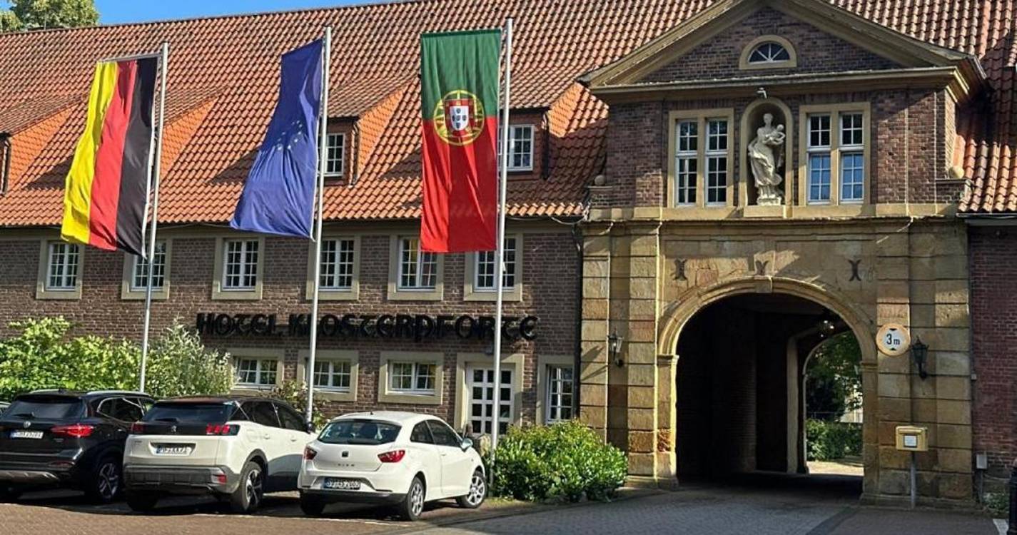 Euro2024: Muitos ‘Ronaldos’ e sardinhas assadas esperam Portugal em Marienfeld