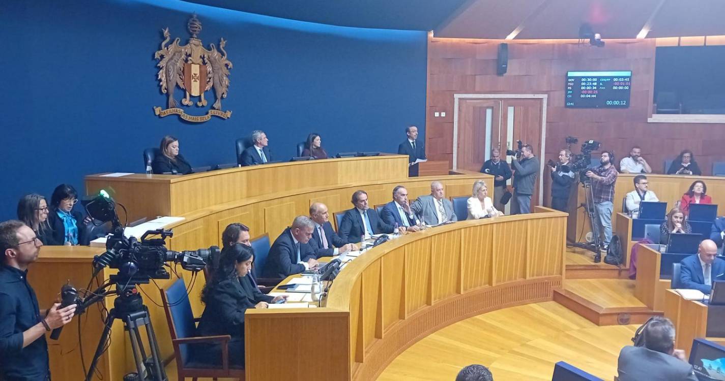 Orçamento e PIDDAR chumbados