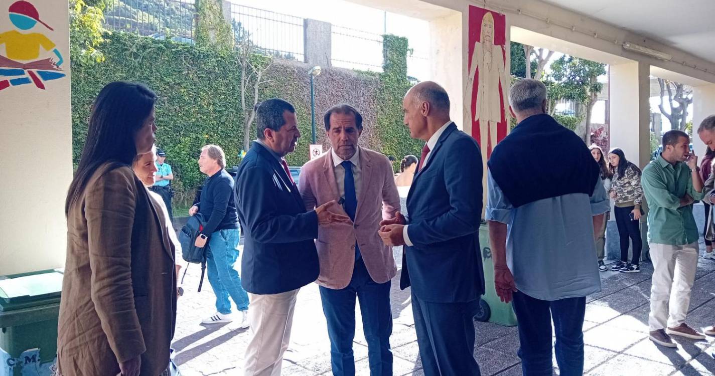 Albuquerque considera “irrelevante” mudar data do dia do concelho de Santana