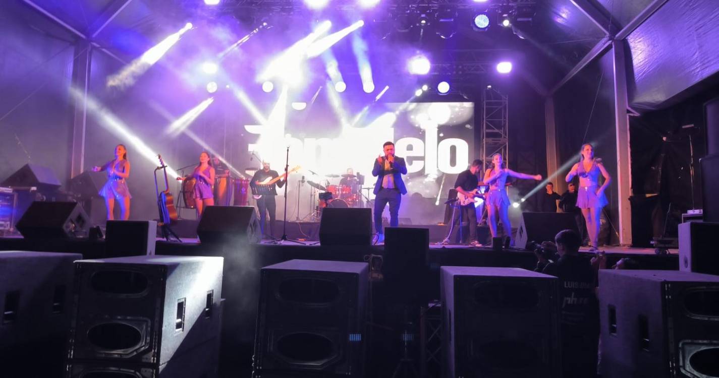 Mariachi e Roni de Melo encerraram Festas de São Pedro na Ribeira Brava