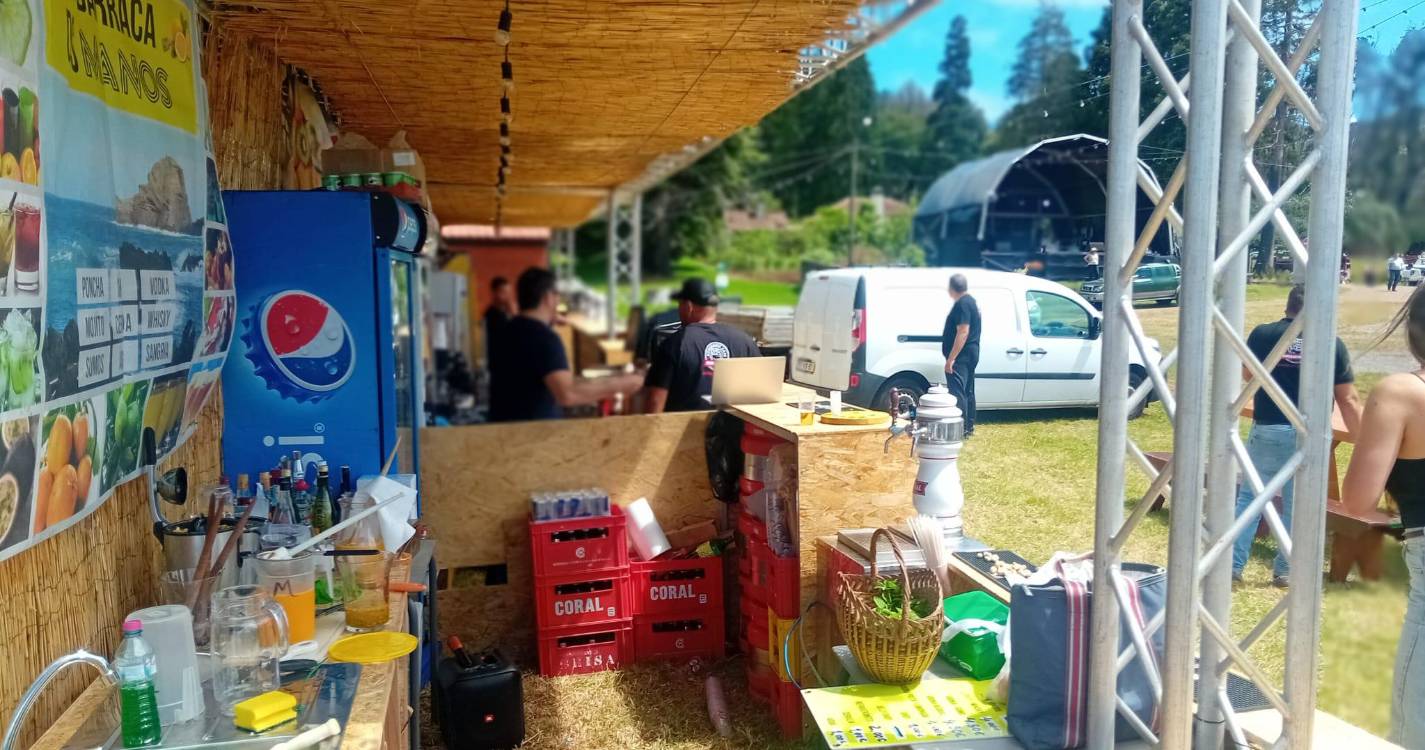 Feira Agropecuária já começou no Porto Moniz (fotos)