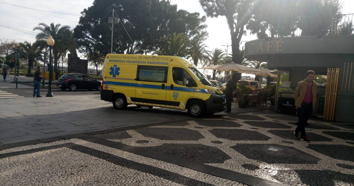 Homem hospitalizado após alegada agressão com arma branca