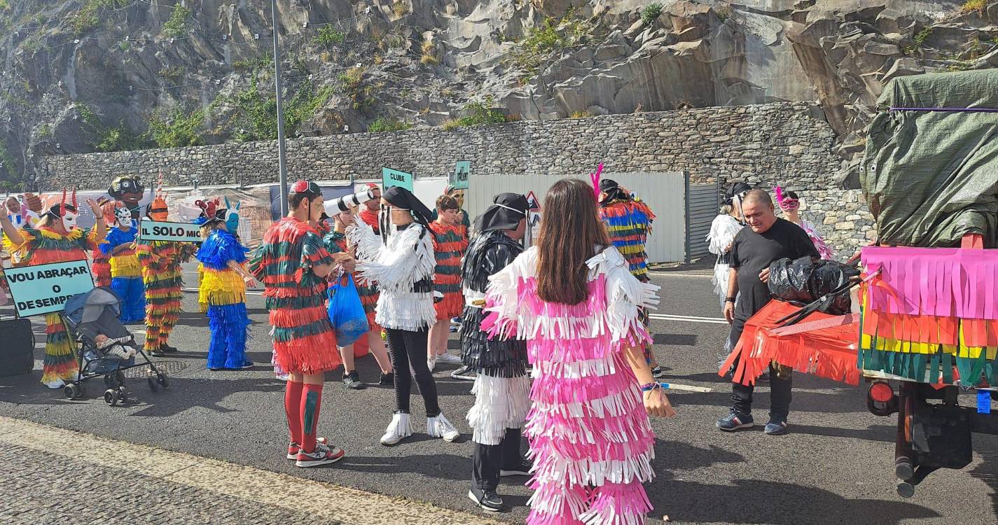 578 inscritos no cortejo que está prestes a começar