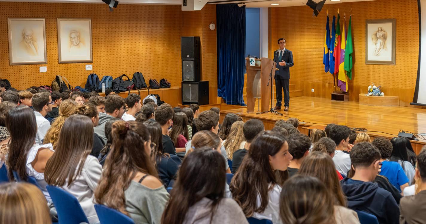 Nuno Maciel exorta jovens da APEL a desenvolverem consciência crítica sobre as boas práticas ambientais