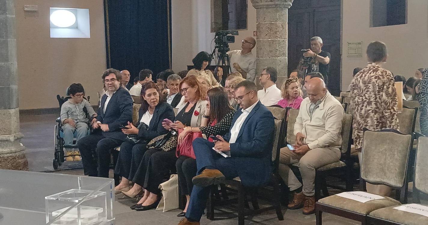 Assembleia Regional homenageou fundadores do ‘Parlamento Jovem’ (com fotos)