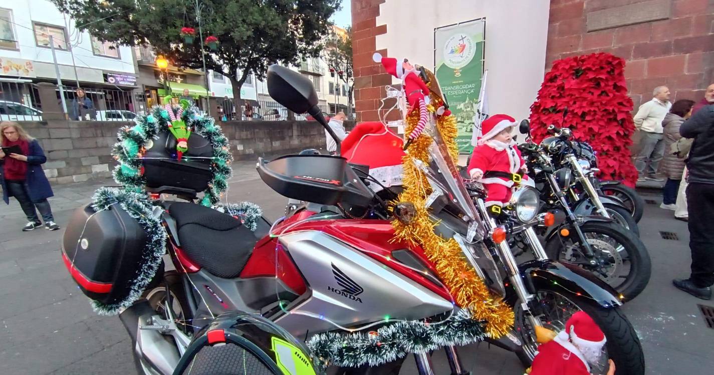 Motores fazem-se ouvir na Missa do Parto na Sé do Funchal (com vídeo e fotos)