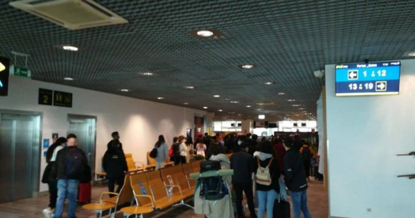 Mau tempo provoca enchente no Aeroporto da Madeira