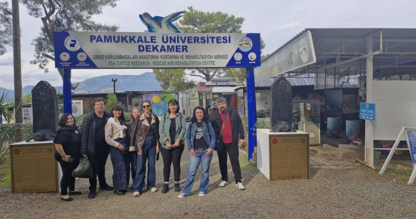 Cinco elementos da Associação ‘Proeza Altruísta’ na Turquia para curso na área da saúde mental