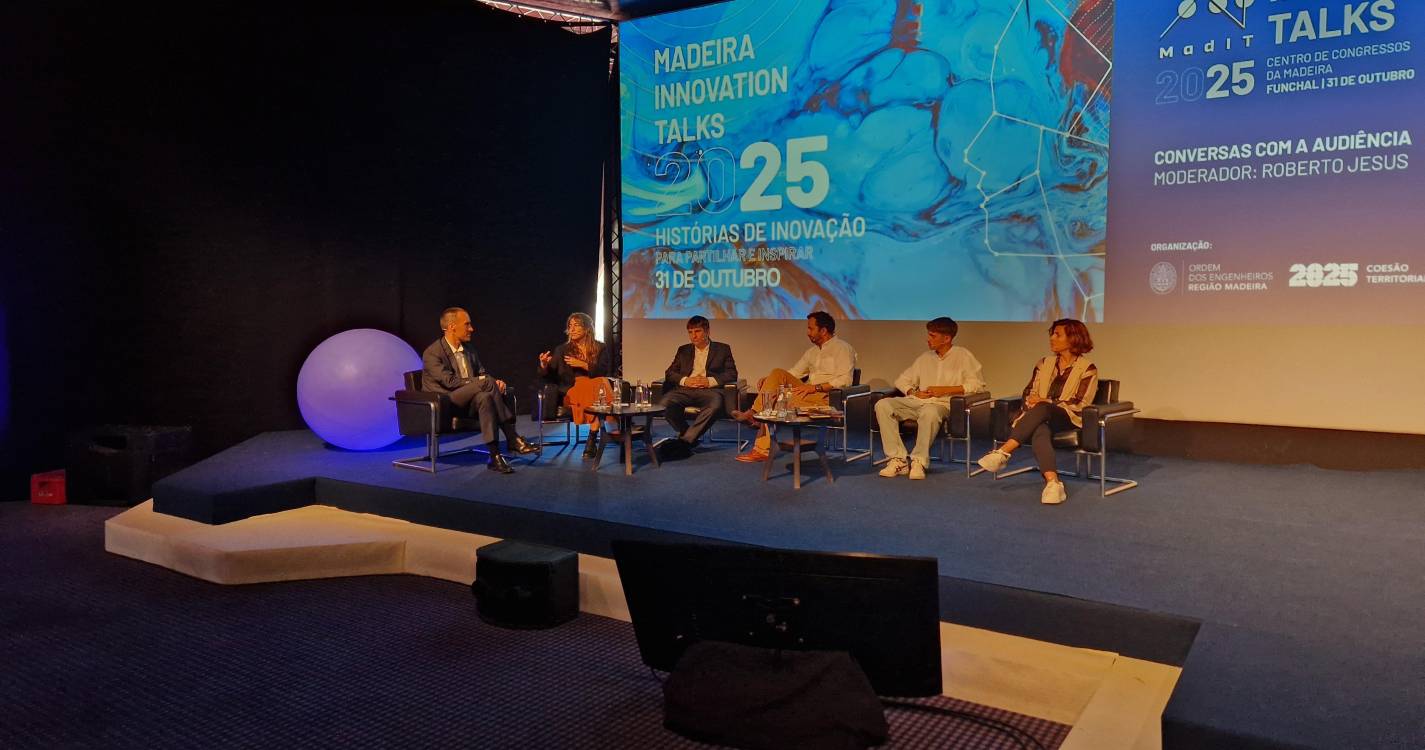 Jovens apresentam projeto sustentável com resíduos de bananeira na MadIT 2025