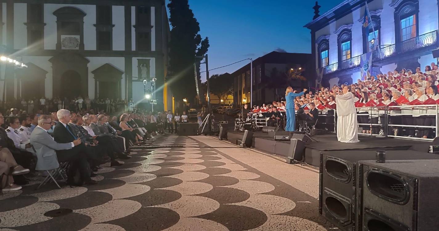 Coro do Funchal abre a festa dos 517 anos da cidade (com fotos)