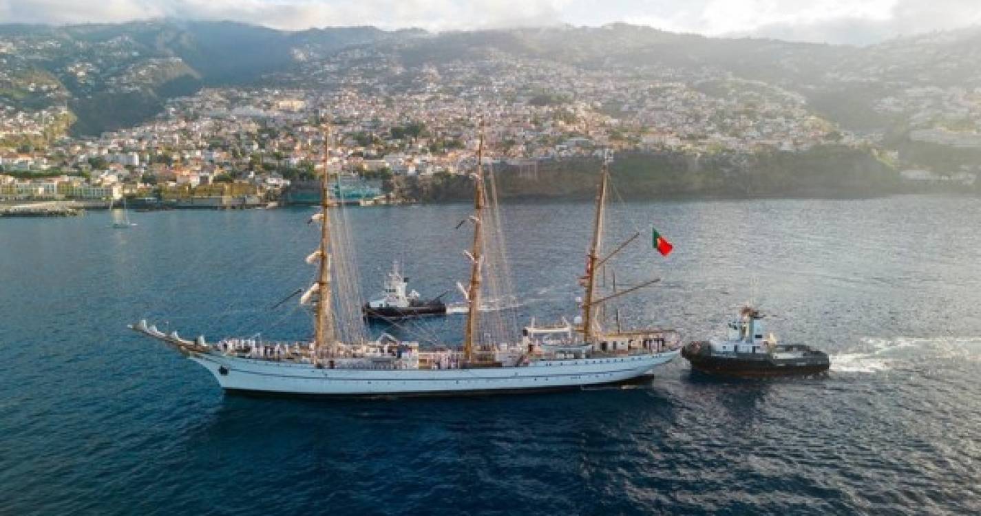 Navio Sagres já está na Madeira (com fotos)