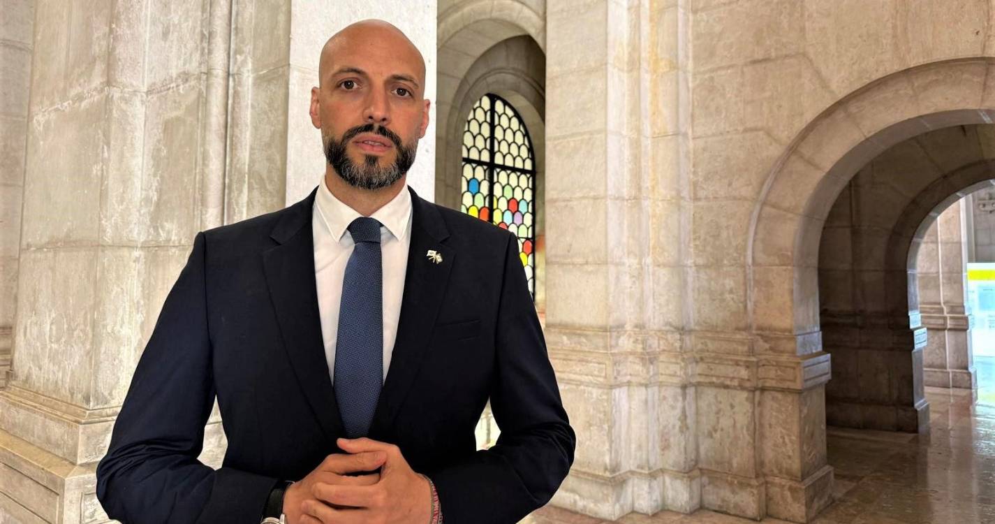 Chega diz que Portugal “está a afundar-se na pobreza”