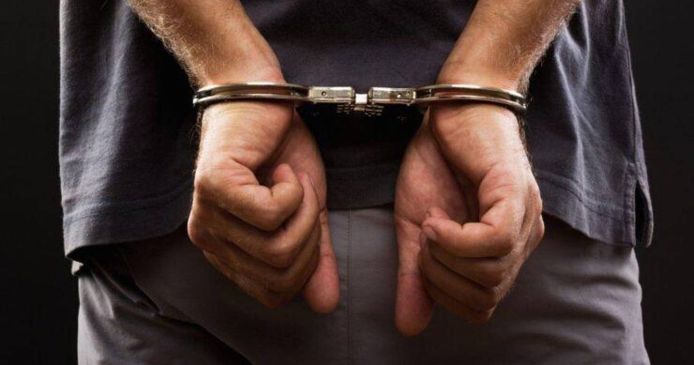 Prisão preventiva para homem suspeito de 13 assaltos em dois meses em Ponte de Lima