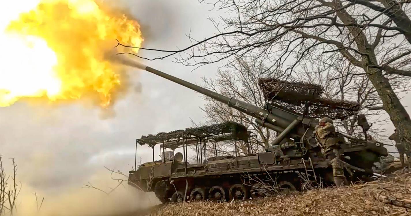 Ucrânia: Putin anuncia cessar-fogo de 32 horas durante Páscoa Ortodoxa