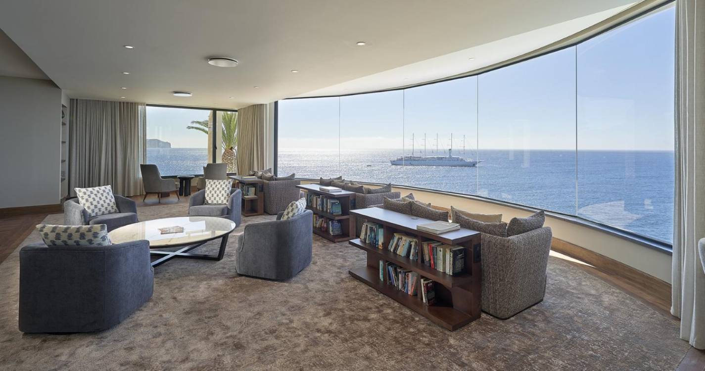 Hotel The Cliff Bay foi remodelado