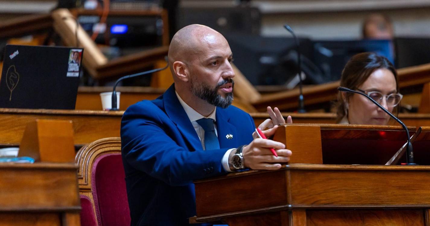 Chega quer revisão do contrato de ligação aérea entre Madeira e Porto Santo