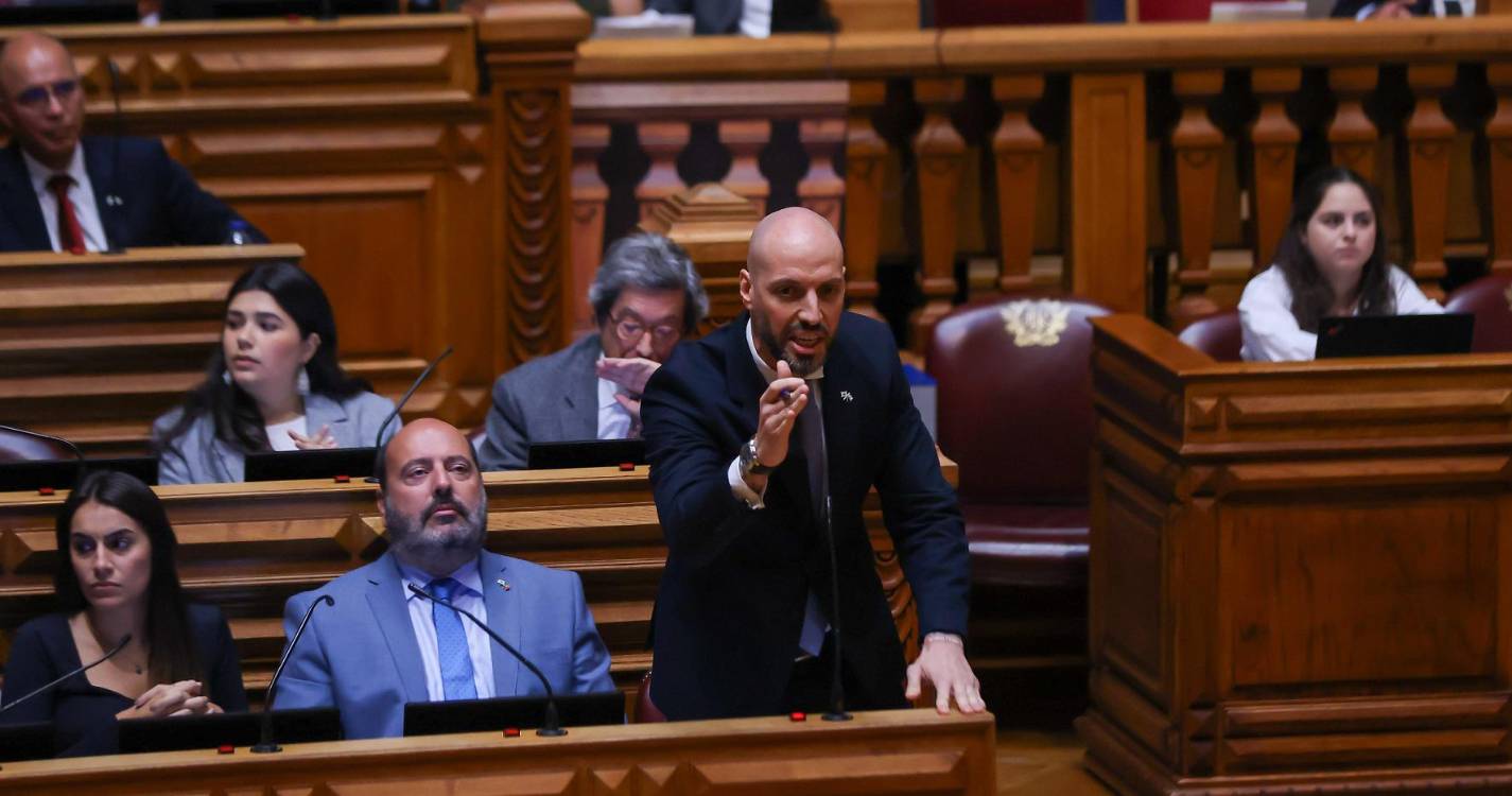 Francisco Gomes denuncia “abusos” contra polícias em Câmara de Lobos