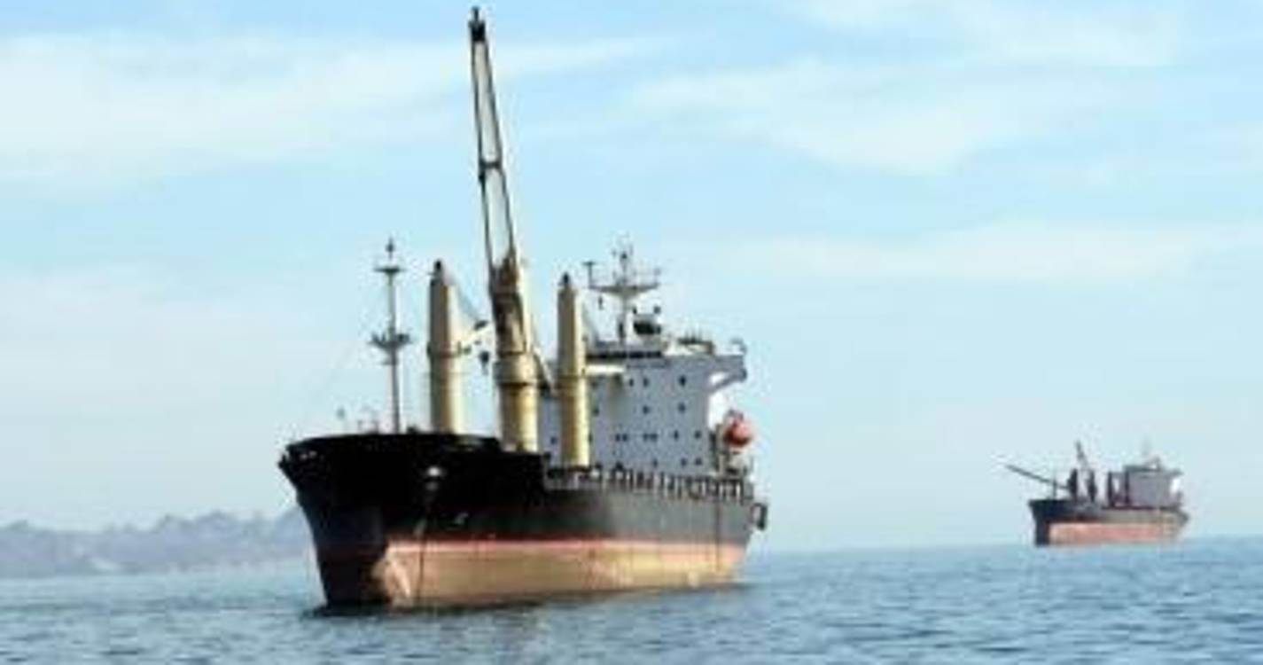 Conselho de Defesa ameaça minar rotas de acesso ao golfo Pérsico