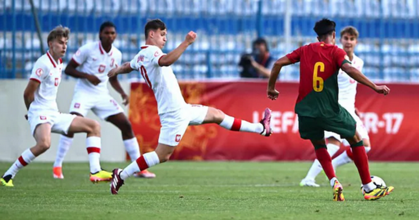 Eduardo Felicíssimo aponta à vitória na final do Europeu sub-17 frente à Itália