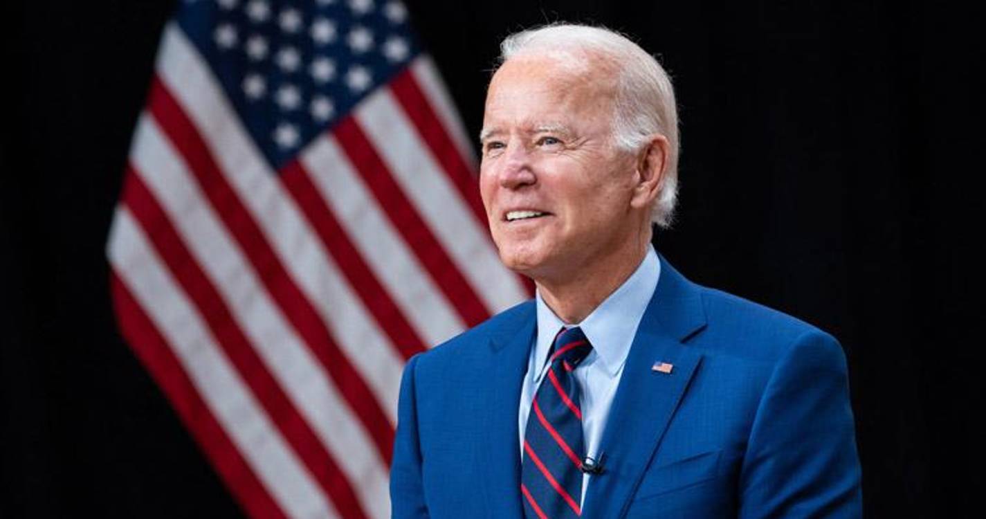 Biden admite repensar continuidade de recandidatura - New York Times