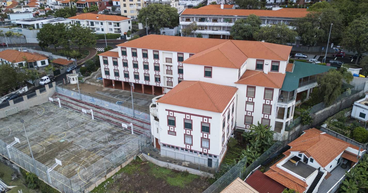 Adesão à greve nas escolas da Madeira atinge 16,8% no turno da manhã