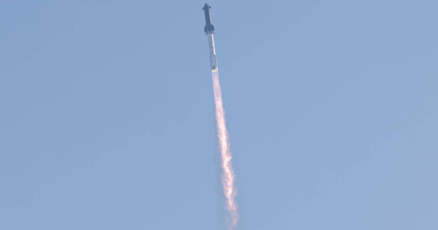 Foguetão Starship da SpaceX suspenso de voo enquanto aguarda por investigação