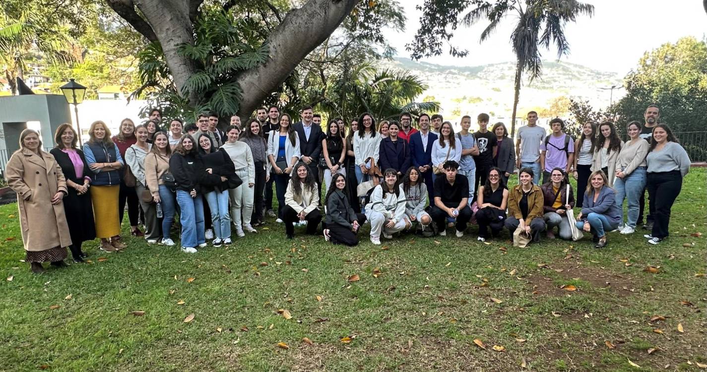 Cerca de 60 jovens contribuem para a Agenda Nacional da Juventude