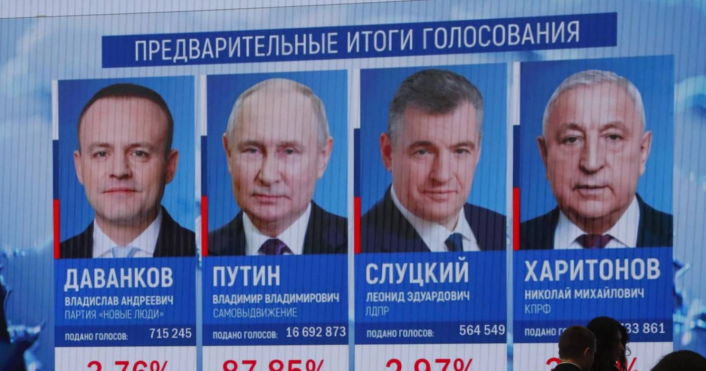 Rússia: Putin com 88% dos votos com um quarto das mesas contadas