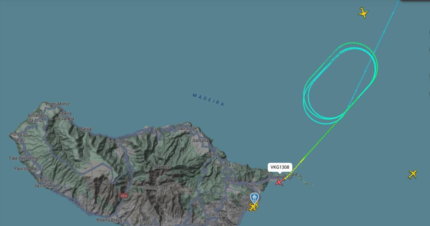 Dois voos divergiram esta manhã no Aeroporto da Madeira