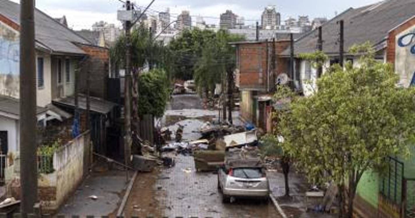 Avião da TAP deve levar 100 toneladas de donativos para o Rio Grande do Sul disse o Embaixador do Brasil