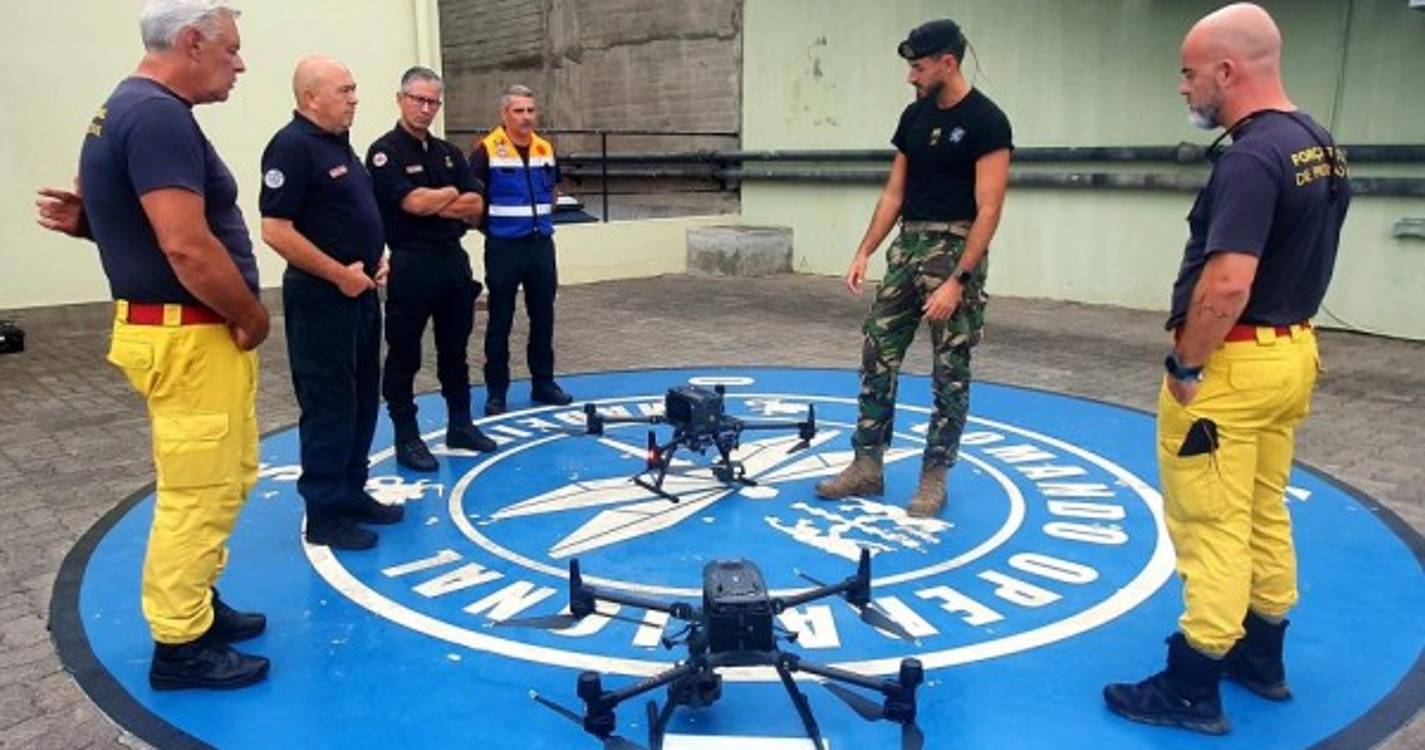 Força Especial da Proteção civil visitou Comando Operacional da Madeira