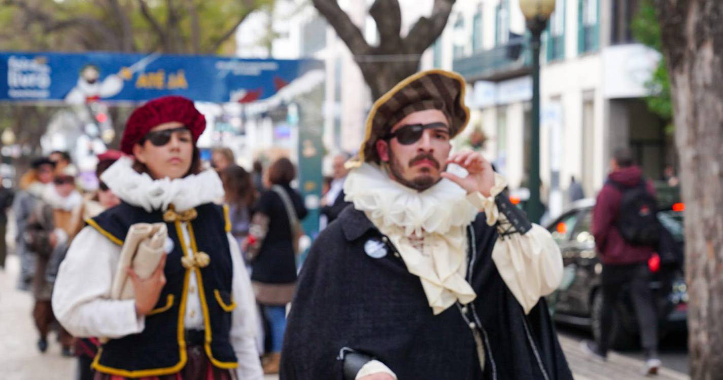 Camões e três homenagens assinalam abertura da Feira do Livro