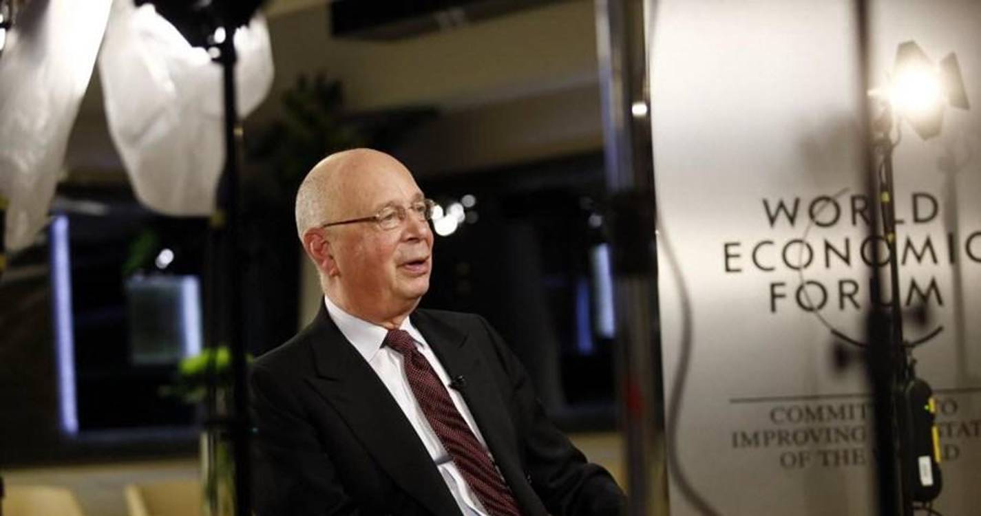 Fundador do Fórum Económico Mundial demite-se do cargo de presidente
