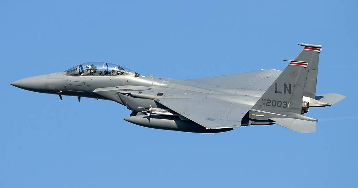 Irão: EUA negam abate de caça F-15 reclamado pela Guarda Revolucionária