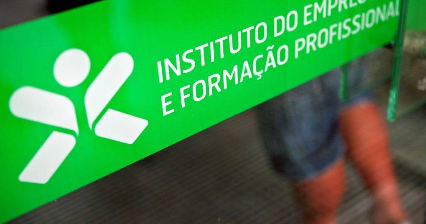 Beneficiários de prestações de desemprego sobem 6,1% em janeiro para 210.012
