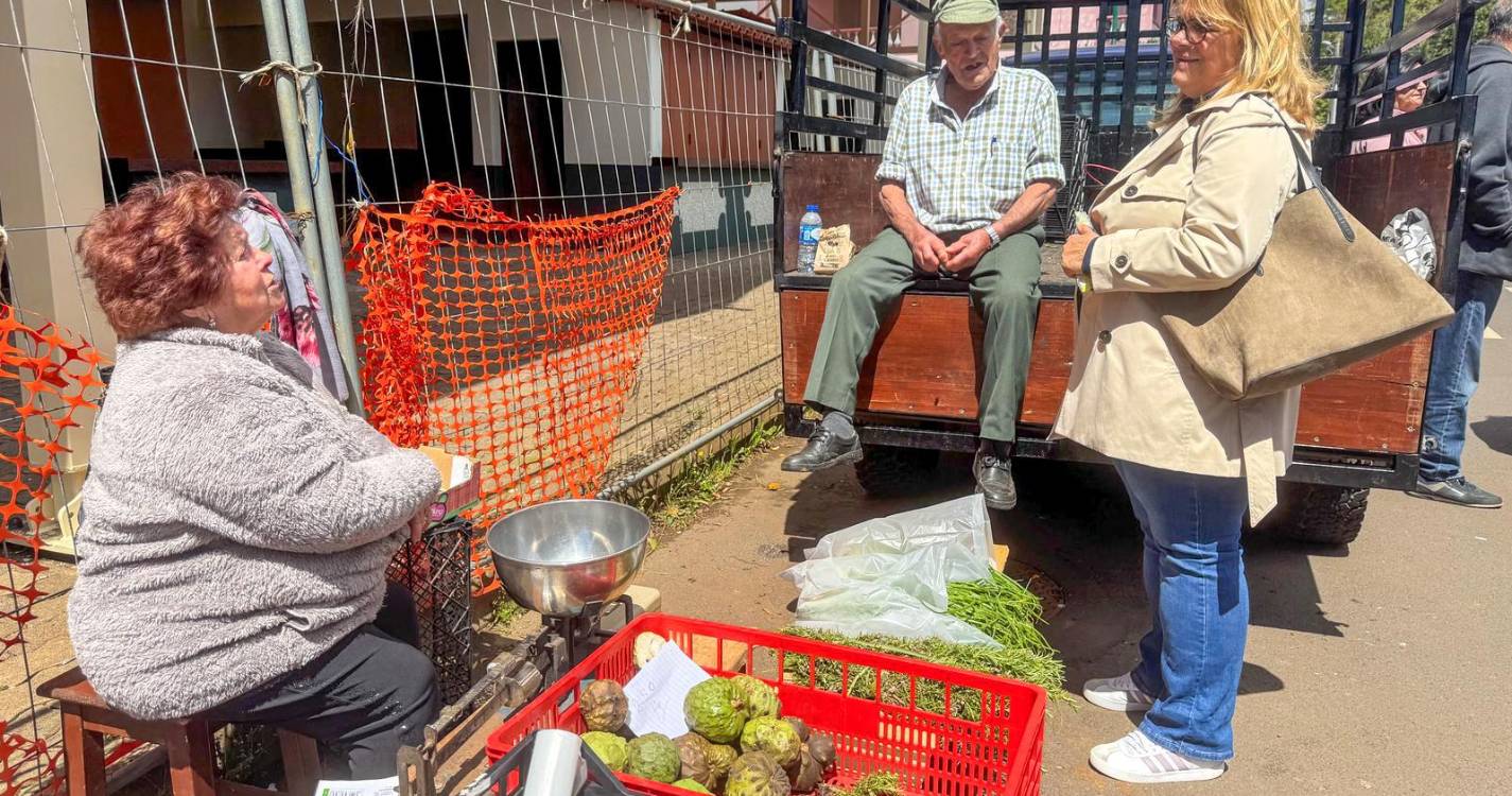 CDS pede explicações sobre atraso na reabertura do Mercado do Santo da Serra