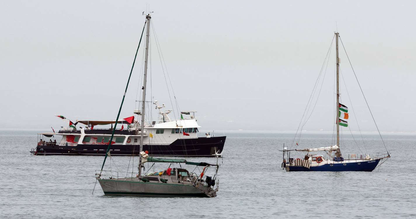 Flotilha humanitária com destino a Gaza foi atacada por drone em Tunes