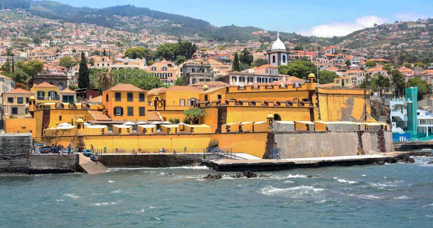 Jovem condenado a prisão efetiva por esfaqueamento na praia do Arsenal