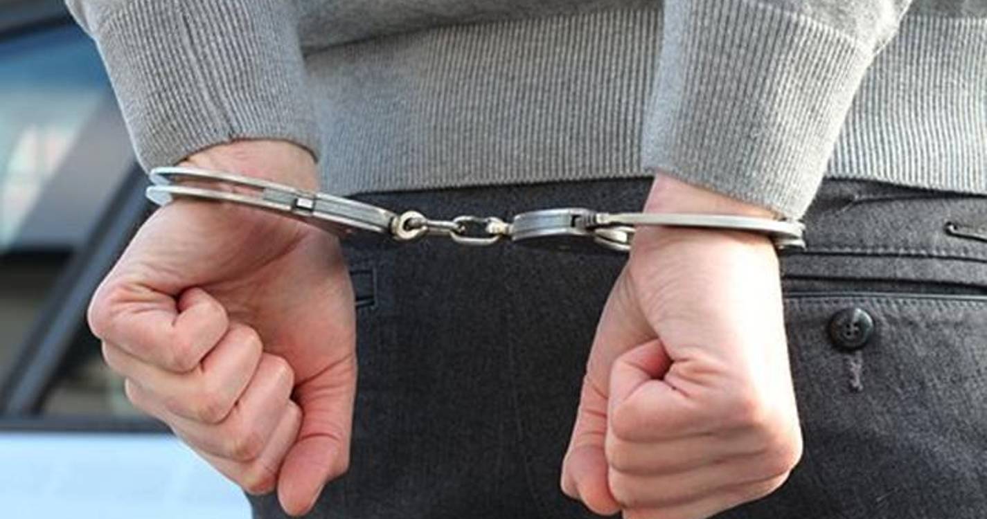 Jovem mata padrasto em Almada em contexto de violência doméstica