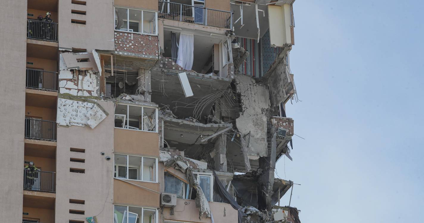 Ucrânia: Rússia admite participar em terceira ronda de negociações de paz