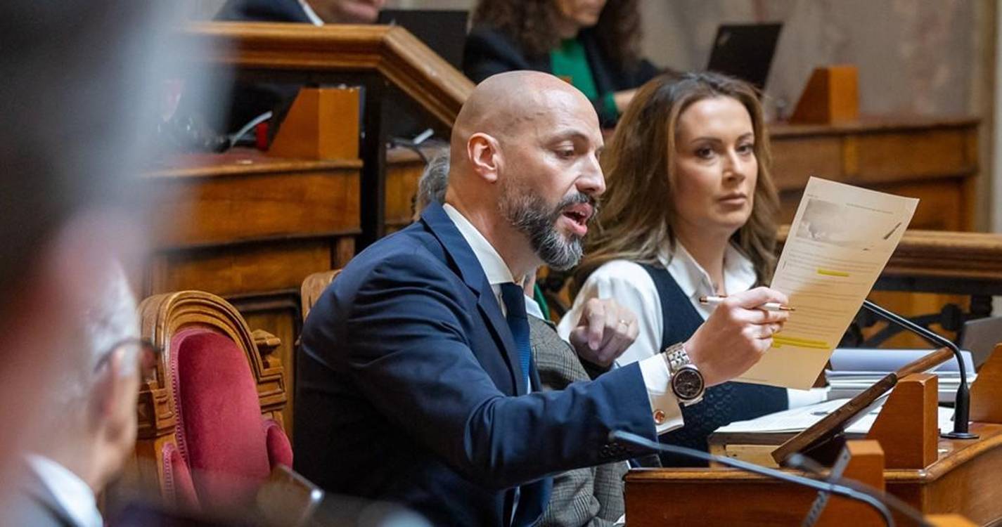 Francisco Gomes denuncia cumplicidade de associações no descontrolo do setor dos transportes